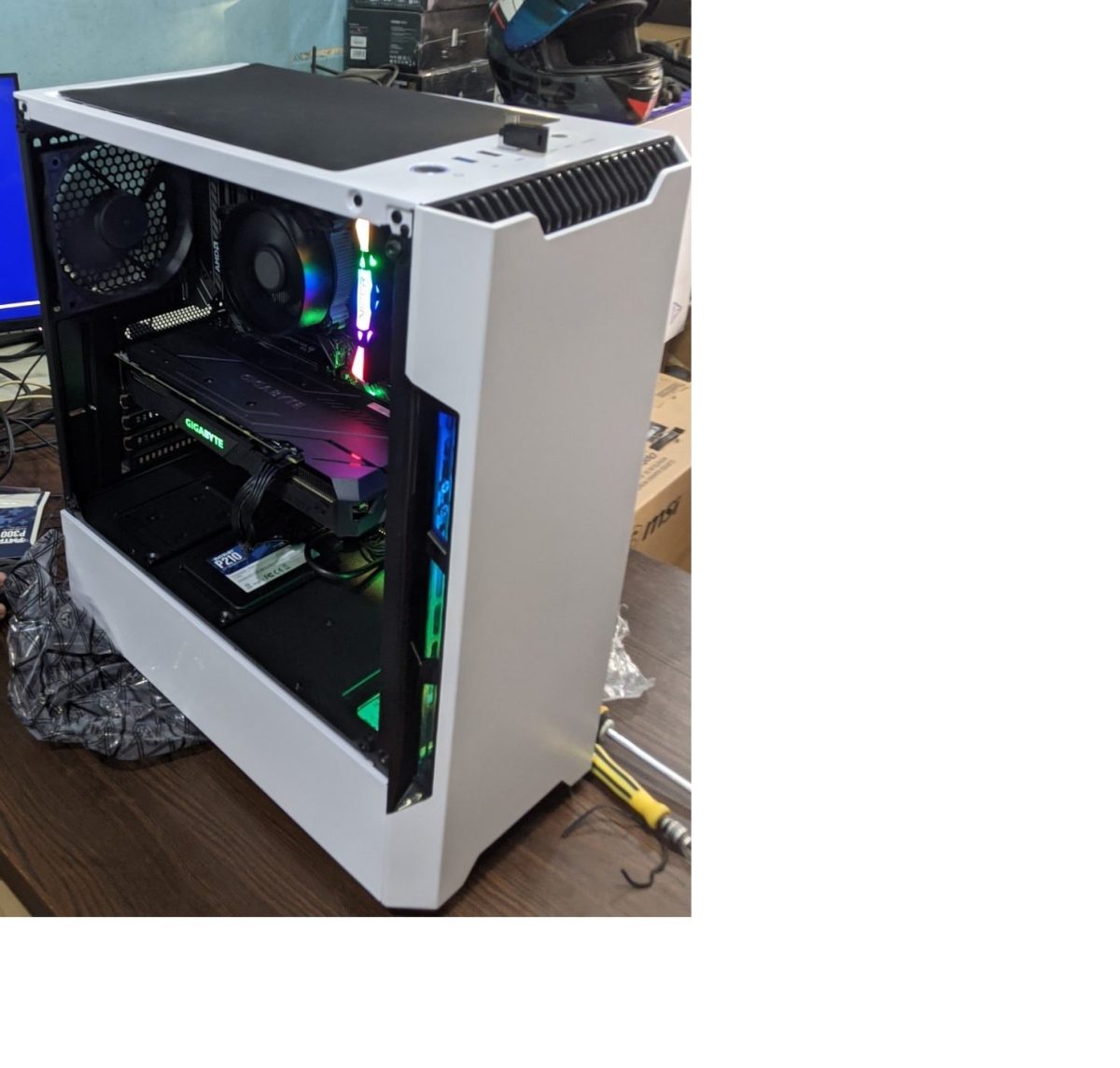 Gaming and Streaming PC FORTNITE 83 FPS - Image 1