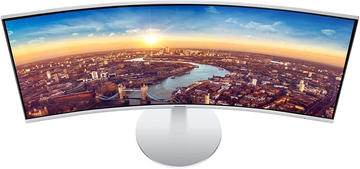 Samsung 34" 4K Ultra-Wide Curved Monitor with Thunderbolt 3 100Mhz - Image 3