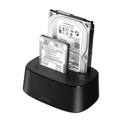 UGREEN hard disk docking solution offering rapid data transfer and plug-and-play support.